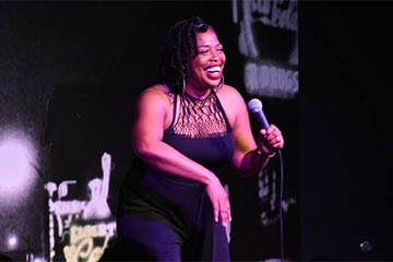 Adele Givens